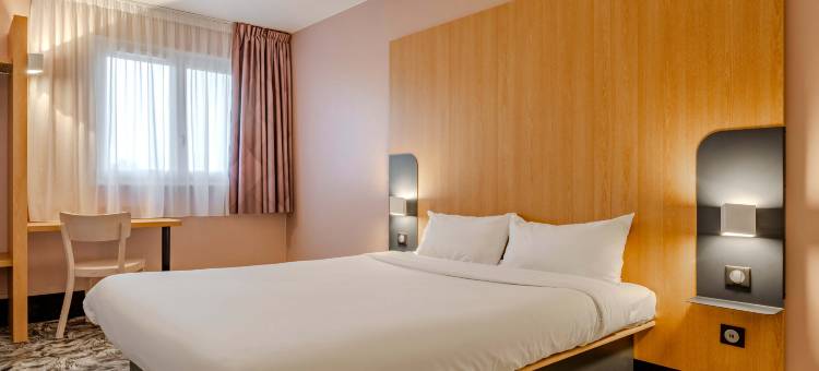 民宿酒店莫伯日卢弗鲁瓦(B&B Hotel Maubeuge-Louvroil)图片