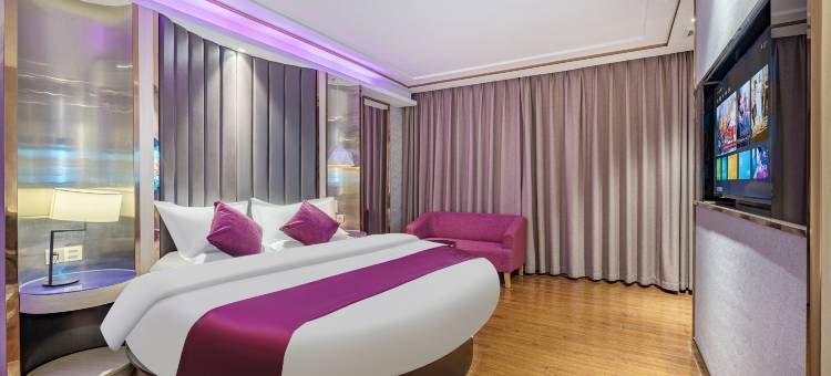 星核电竞酒店(佛山金沙洲金铂天地广场店)图片