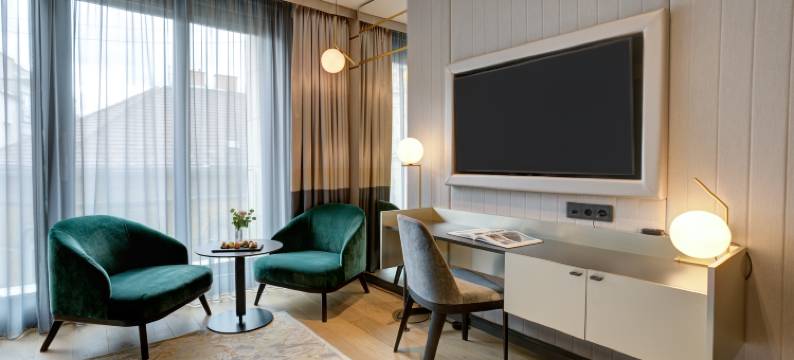 翡翠城区公寓酒店-大陆集团(Emerald Downtown Luxury Suites by Continental Group)图片