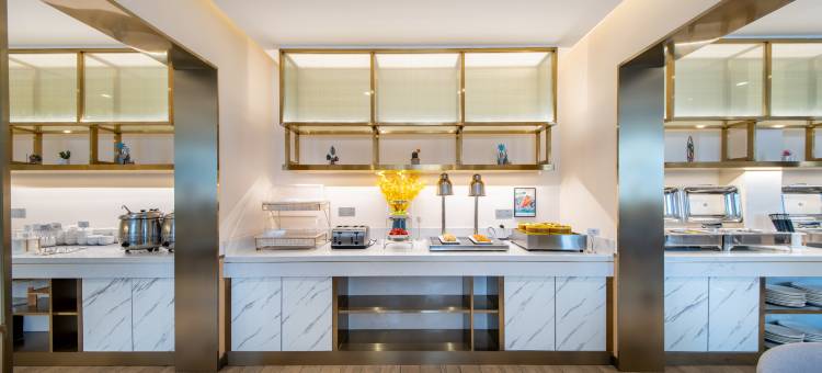 白玉兰酒店(西安航天城地铁站店)图片