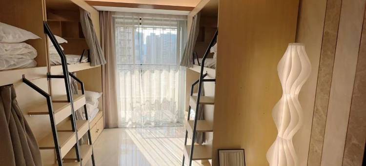小岛全女生青旅(宝安机场碧海湾地铁站店)图片
