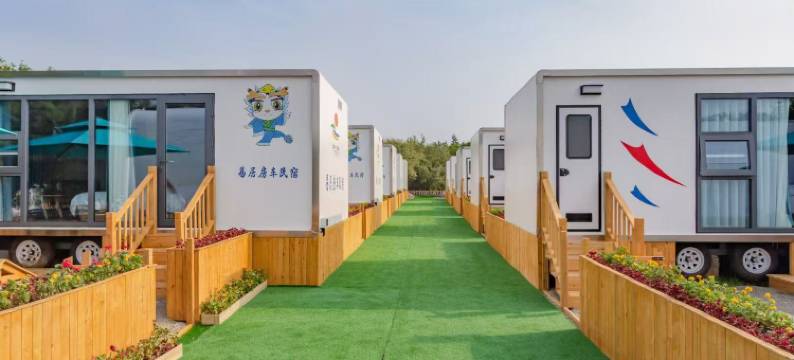 易居房车民宿(第三海水浴场店)图片