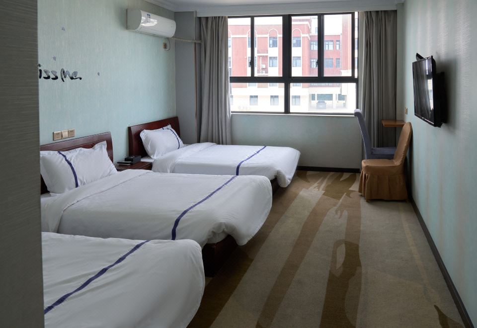 Edinburgh Hotel Hotel Overview