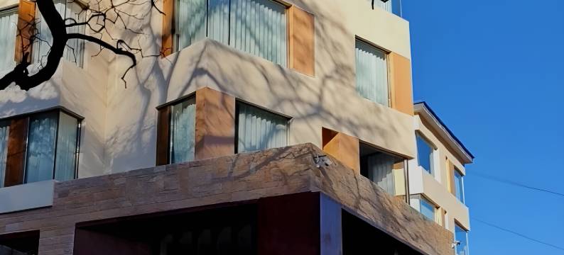 奔子栏喜林苑纳达山居图片