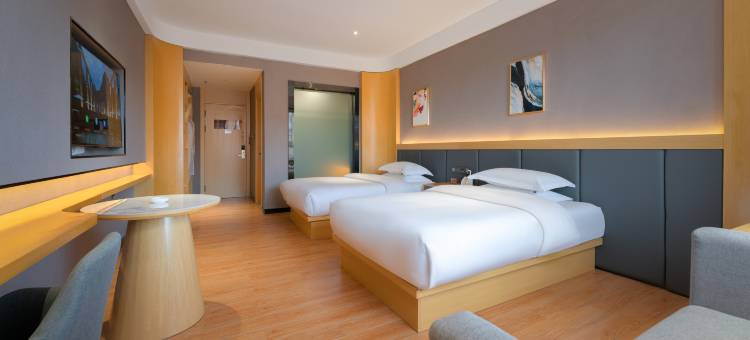 昭苏辰悦阳光酒店(解放街店)图片