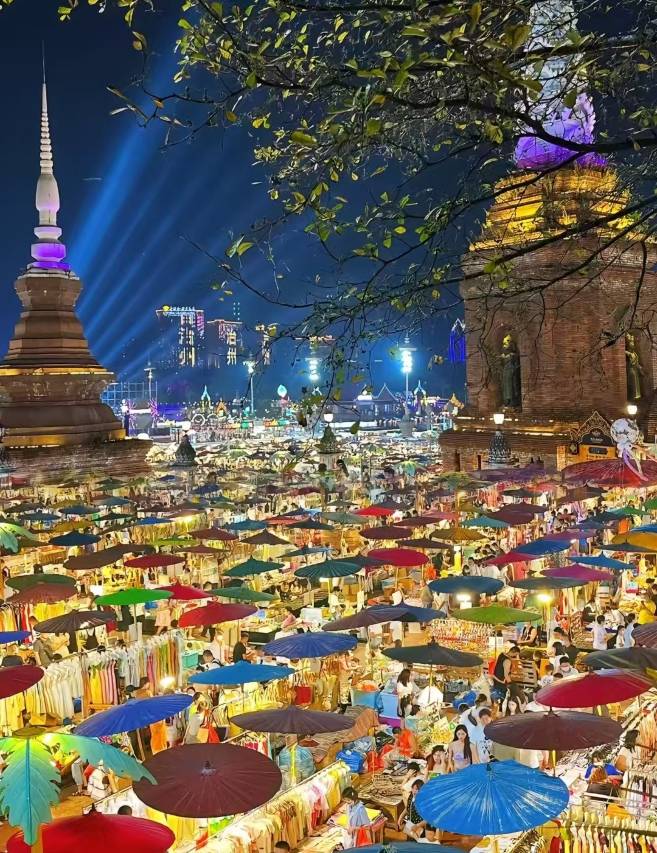 熙源国际酒店(西双版纳景洪曼听公园泼水商业广场店)图片