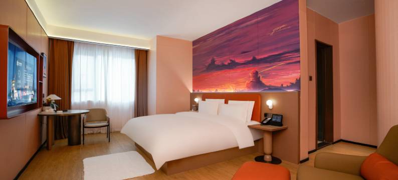 泉州滨海大酒店(万达领SHOW天地店)图片