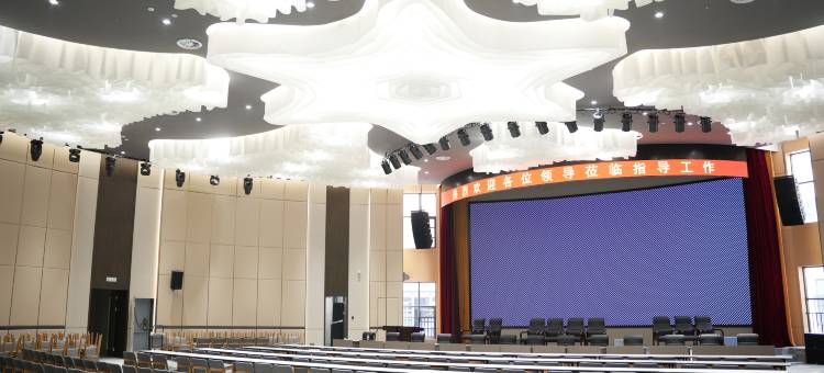 青山云栖酒店(随州市银杏谷度假区店)图片