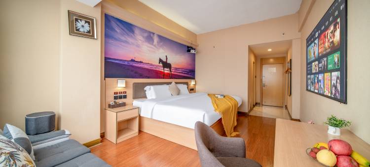 华国酒店(阳西县人民政府西湖公园店)图片