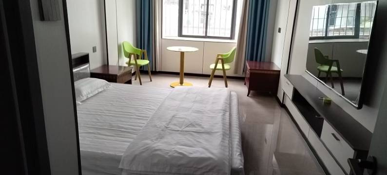 温馨住宿(马山头路店)图片