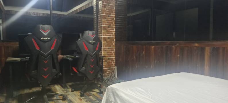 追梦电竞民宿(高阳路店)图片