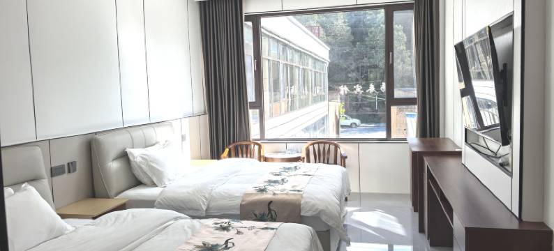 阳春宾馆(扎古录镇店)图片