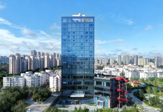 青岛若七酒店外景图