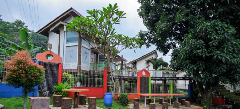 古让谷库江酒店-由阿尔巴管理(Lembah Gunung Kujang by ARBA)图片