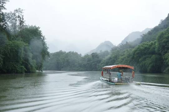 鱼水空中河畔民宿图片