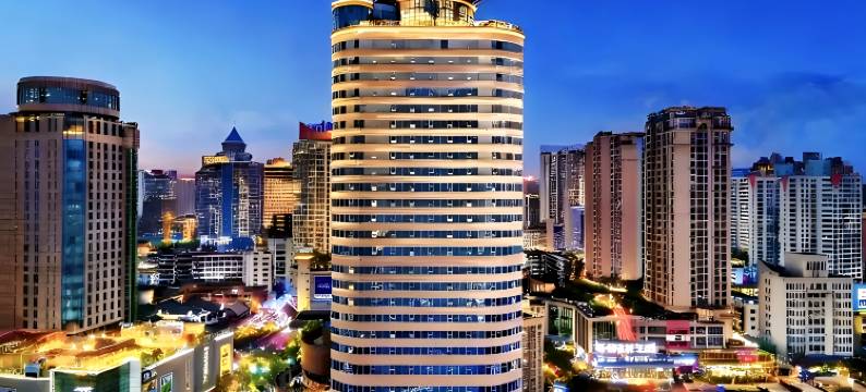 谷莫尼ROOFTOP·GARDEN花园酒店(贵阳喷水池民生路好吃街店)图片