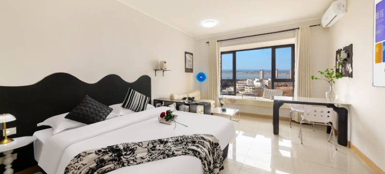 拾一·海景民宿(大连世界和平公园店)图片