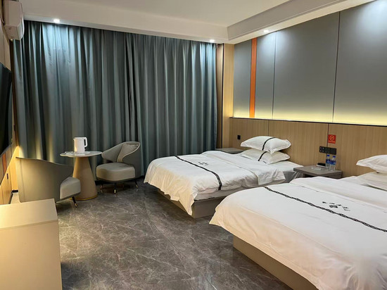 沧源鑫满鑫酒店