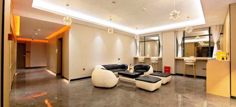 极客吉里电竞酒店图片