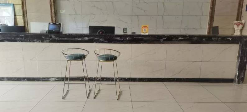 蚂蚁·光年电竞酒店(琼海金海路店)图片