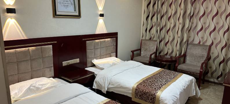 达日大酒店图片