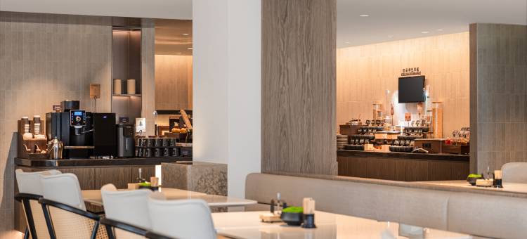 襄阳古城盛世唐城亚朵酒店图片