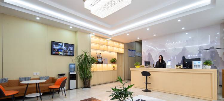东方商务酒店(三七国际交易市场城南汽车客运站店)图片