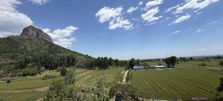 崖下闲居民宿(河南宝泉旅游度假区店)图片