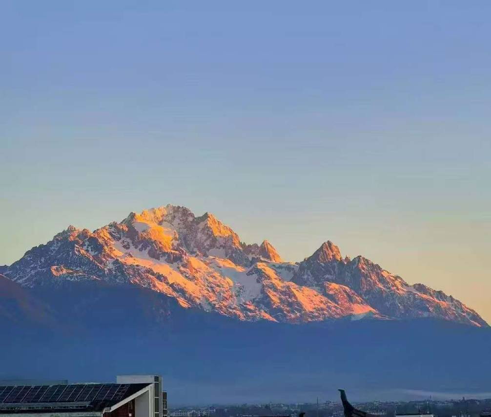 觐榻Snow·MT|360°日照金山·雪山|水景园林度假美墅(白沙古镇店)图片