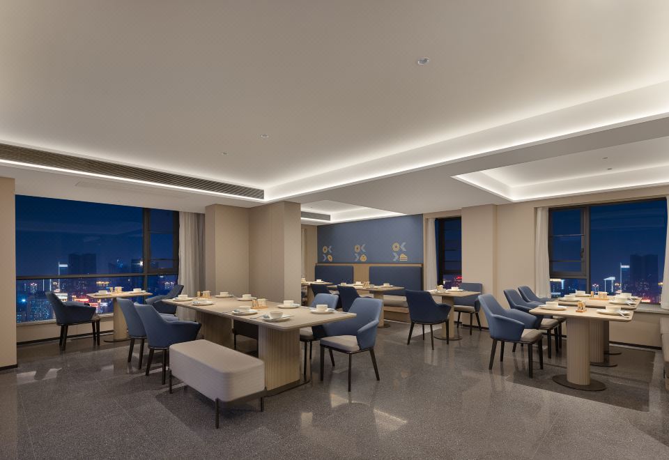 欢漫酒店(中山南头轻轨站海雅缤纷城店) 图片9