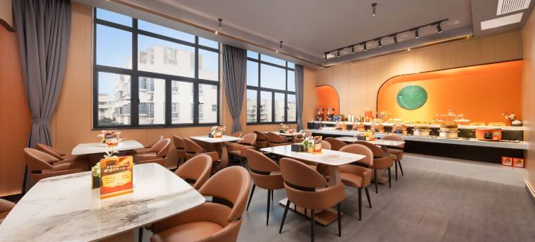 江门LOFEI洛菲设计师酒店(新会万达广场店)图片