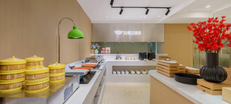 柏丽艾尚国际酒店(大连西安路中央大道旅游文化购物中心店)图片
