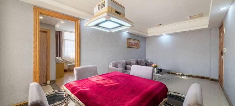 东方酒店(深圳坪地宜城PARK沃尔玛店)图片