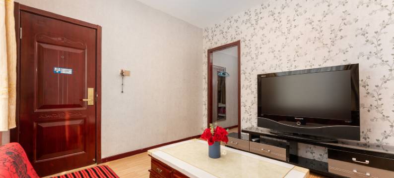 莹洁精选酒店(淄博铝城购物中心山东铝业职业学院店)图片