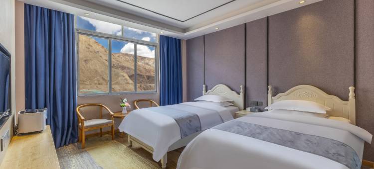 八宿云蔓酒店(多拉神山店)图片