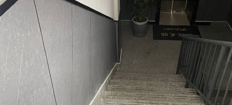 雅缦假日宾馆图片