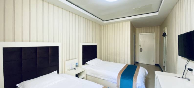 黄金假日酒店(廊坊万达广场高铁站店)图片