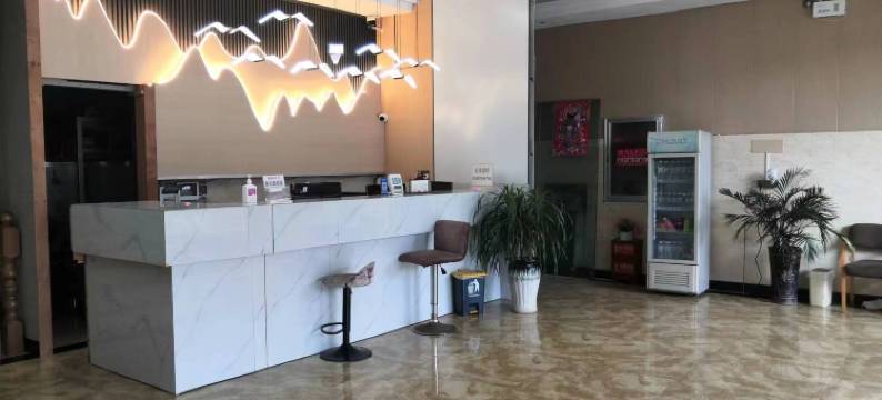 耿马孟定紫气东来酒店图片