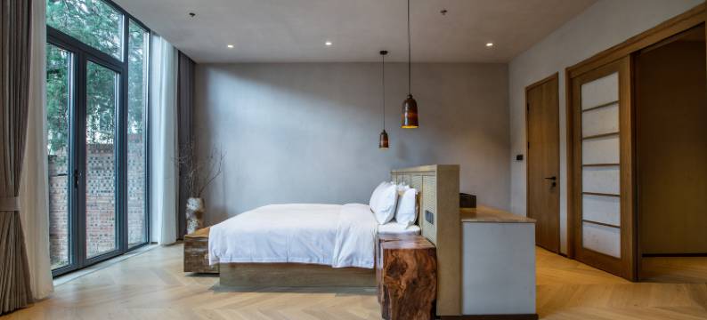 真顺·云放汤泉艺术酒店图片