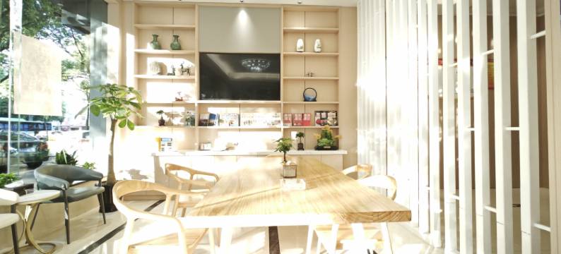 亭枫商务酒店(临海灵湖景区店)图片