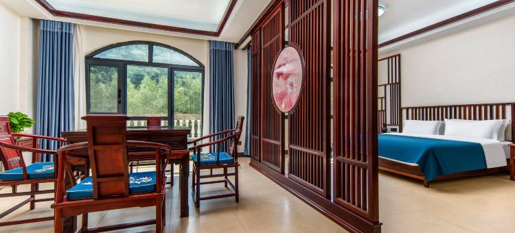 龟龙岛森林康养避暑山庄图片