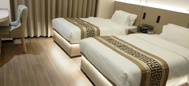 巴中鸿运凯涞酒店图片