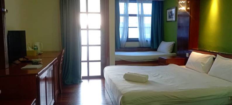 Alpine LXPD Water Chalet图片