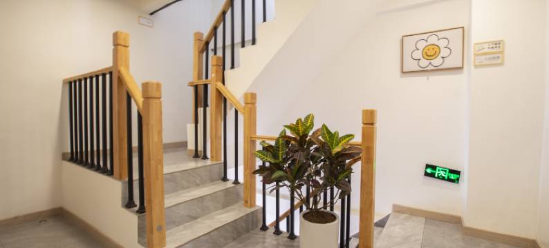 月光栖客栈(邛海湿地店)图片