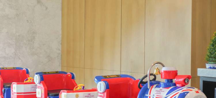 佛山南海利泰皇冠假日酒店图片