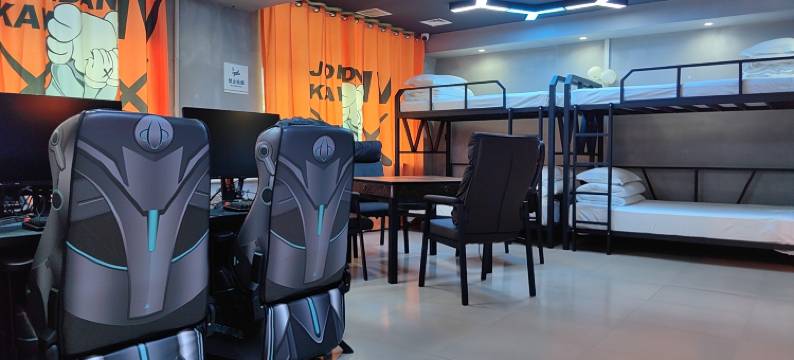 速8电竞酒店(昌图家和美商城火车站店)图片