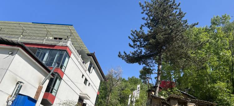 鲁山山河上观民宿图片