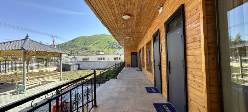 尼勒克王家小院图片