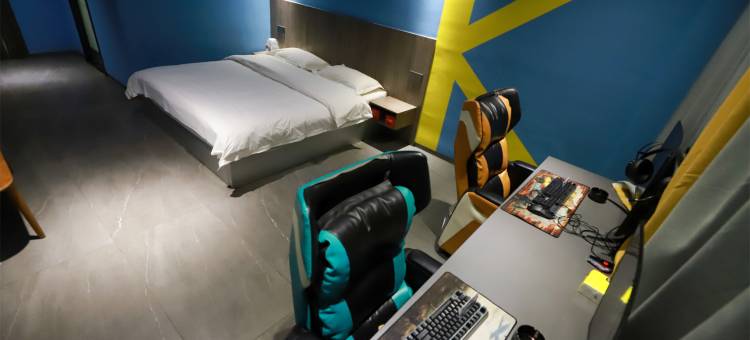 菲克电竞酒店(张家界大庸府城店)图片