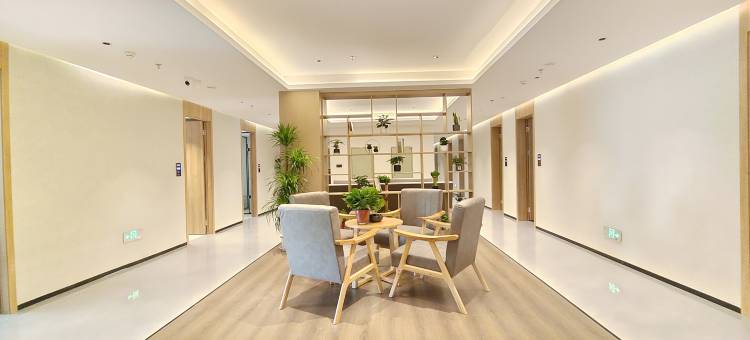景栖湾酒店(人民广场陶阳里景区店)图片